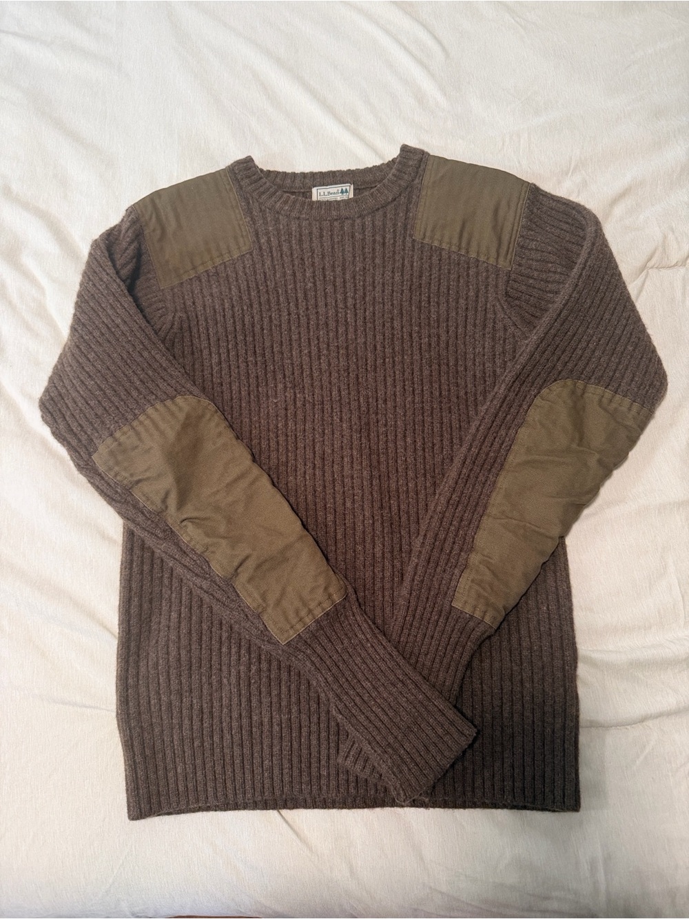 Vintage Men’s LL Bean Lambs Wool Sweater
